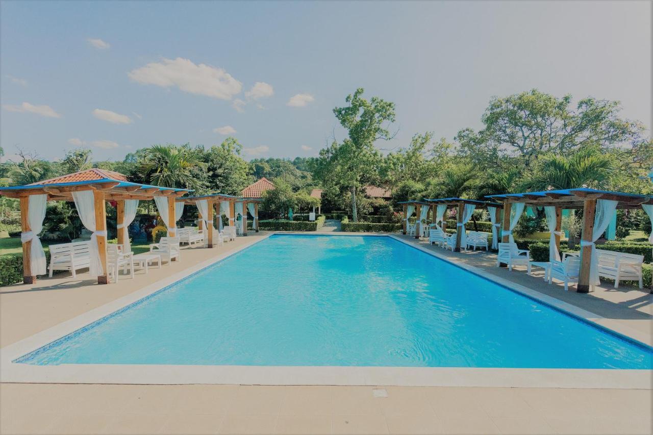 Rancho Guacamayos Hotel & Restaurantes Bonao Екстер'єр фото