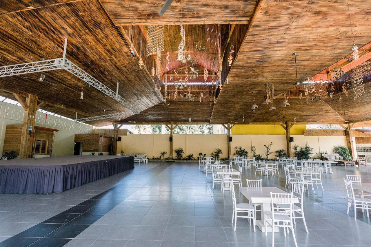 Rancho Guacamayos Hotel & Restaurantes Bonao Екстер'єр фото