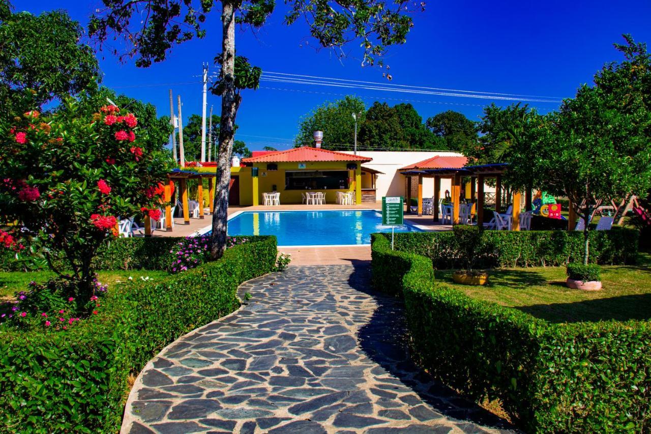 Rancho Guacamayos Hotel & Restaurantes Bonao Екстер'єр фото