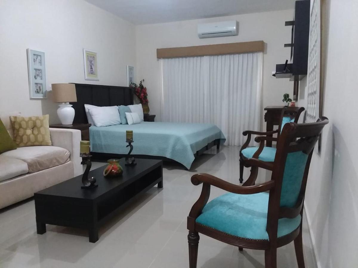 Rancho Guacamayos Hotel & Restaurantes Bonao Екстер'єр фото